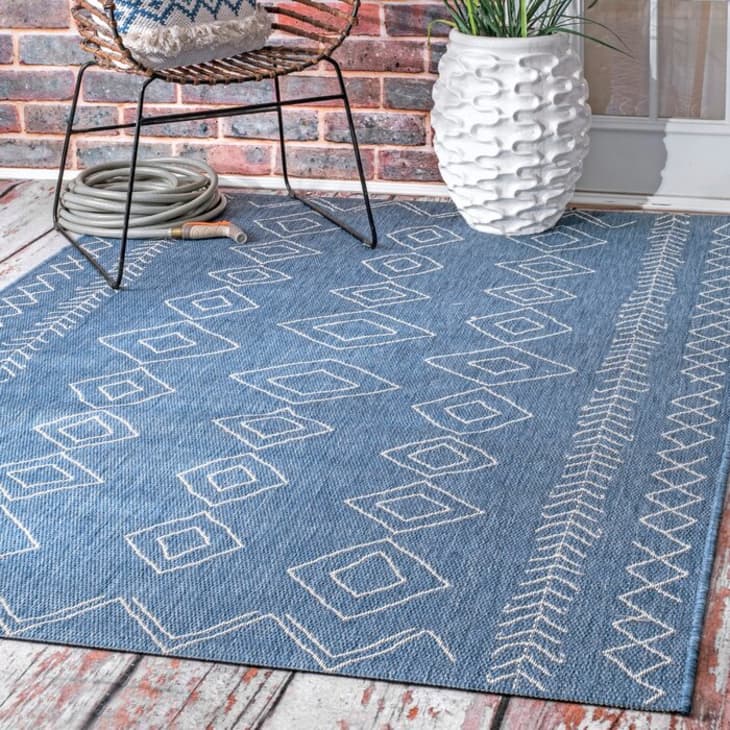 10 Best Indoor Outdoor Rugs 2020 | Apartment Therapy